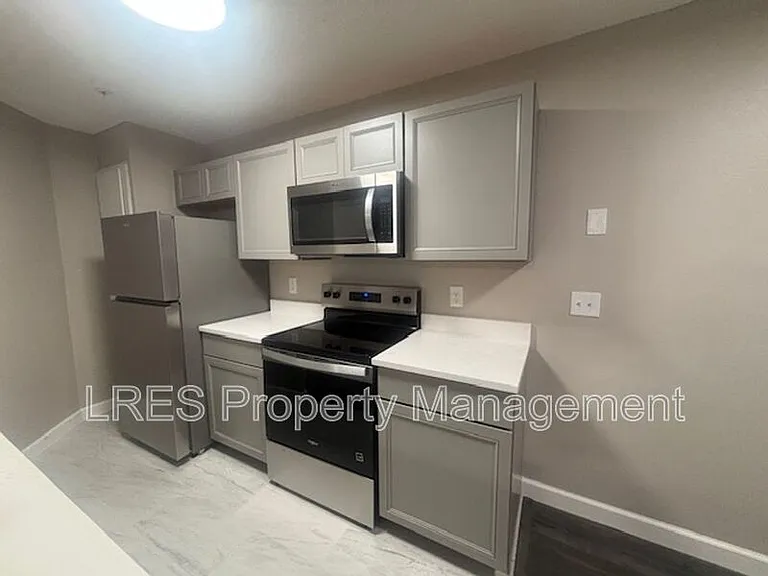 958 Salt Pond Pl #103 — Photo 11