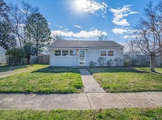 2435 Lofurno Rd, Chesapeake, VA 23323
