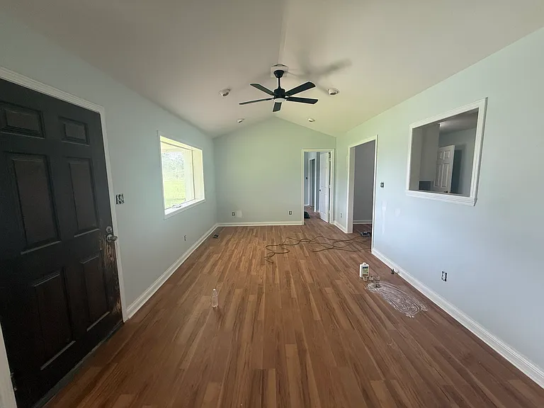 526 Welcome Home Rd — Photo 2