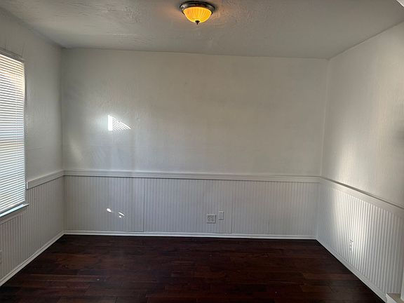 4th image of 4719 Crescent St