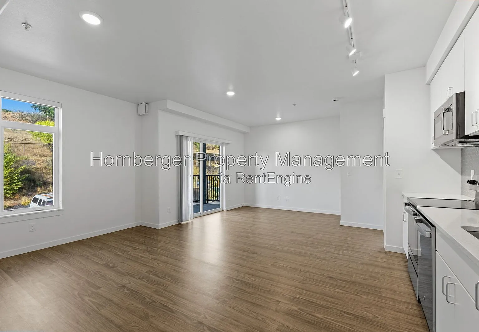 Cleveland Ave Apartments — Photo 2
