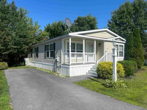 116 Thistle Way, Manchester, NH 03109