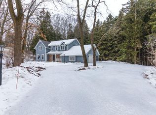 N10W31766 Phyllis Pkwy, Delafield, WI 53018