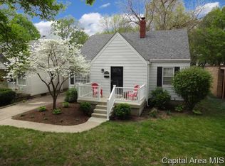 2033 S Walnut St, Springfield, IL 62704