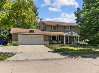 1820 N Birchwood Ave, Appleton, WI 54914