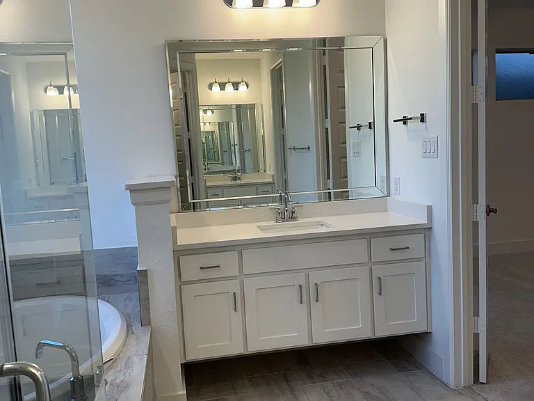 8215 Manoa Dr — Photo 22