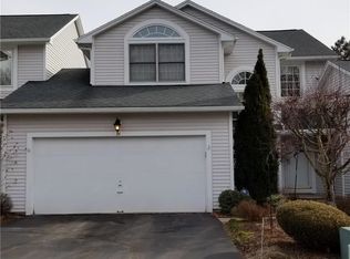 34 Cedarview, Fairport, NY 14450