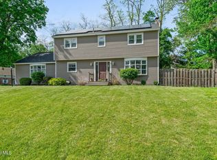 9 Haviland Drive, Schenectady, NY 12302