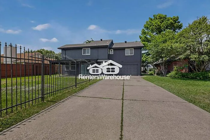 8008 Cornell Dr — Photo 43