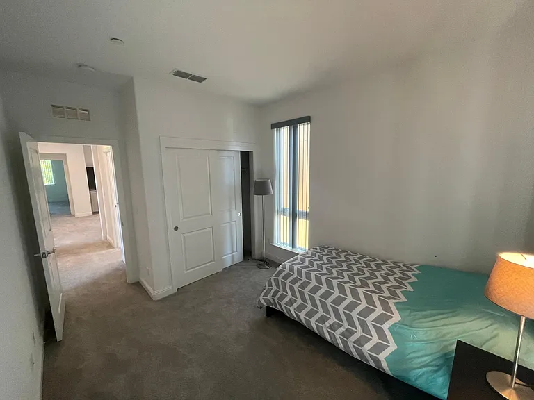 3229 Albany Ter — Photo 17