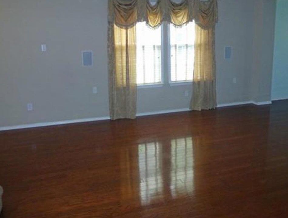 1st image of 1605 Timber Glen Dr