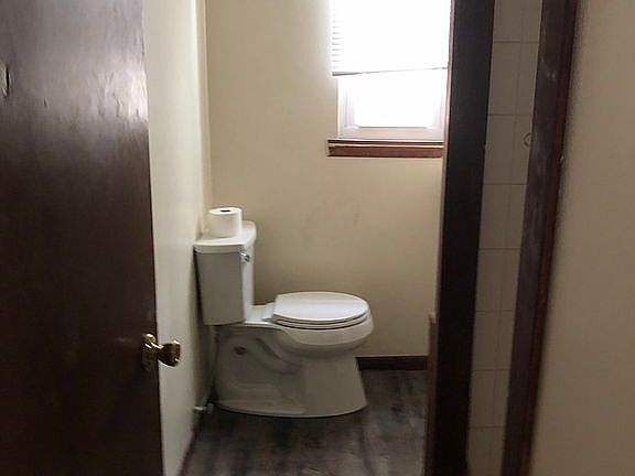 5th image of 2854 W 38th Pl