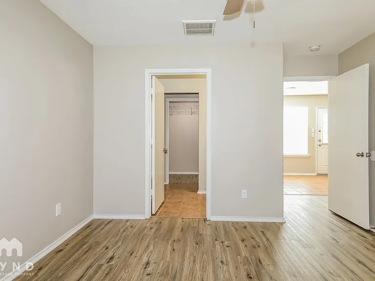 33119 Cottonwood Bnd — Photo 9