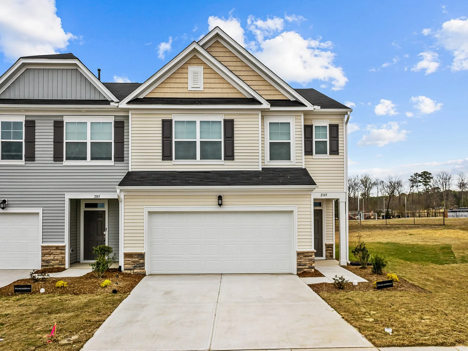 3 bed, 2.5 bath, 2100 sqft, $2,250 — Photo 4
