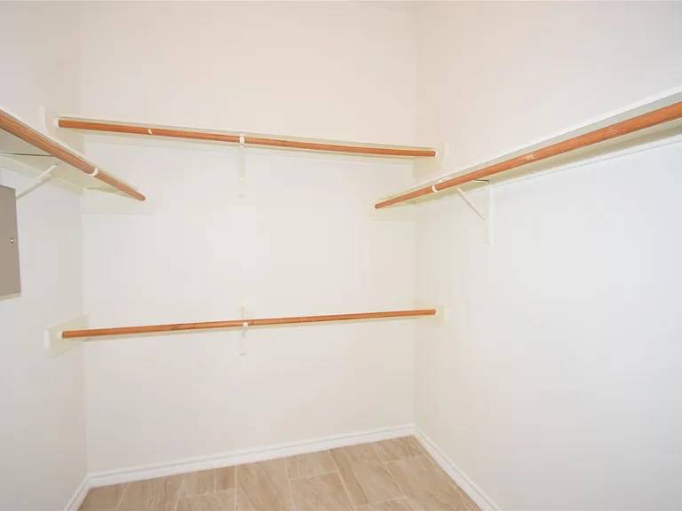 5726 Indigo Trails Dr — Photo 28