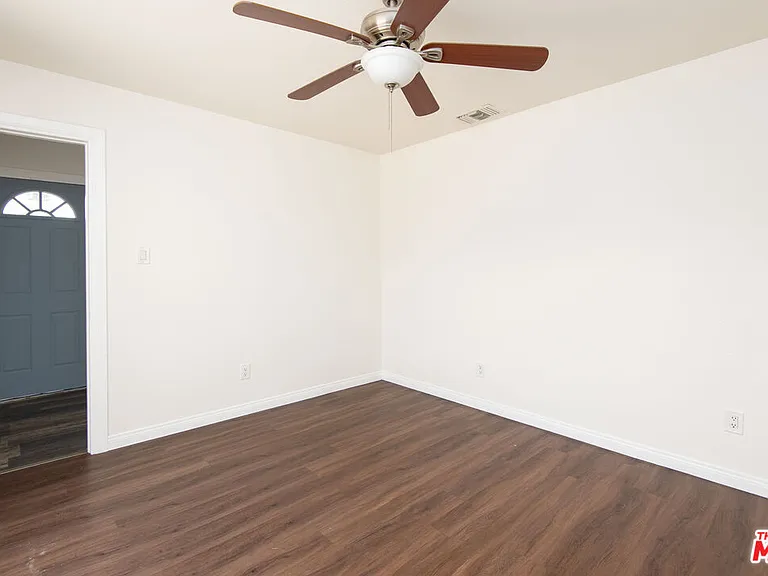 2134 S Cloverdale Ave — Photo 11