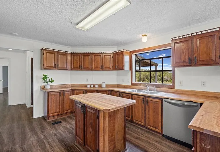 13501 Nutty Brown Rd — Photo 4