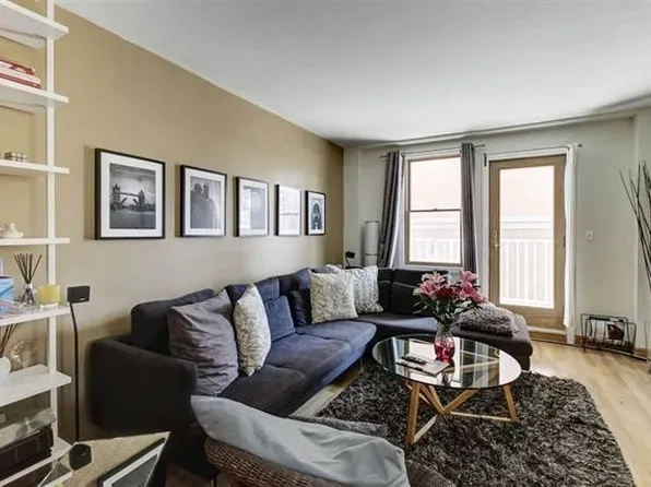 242 Barrow St #1D, Jersey City, NJ 07302