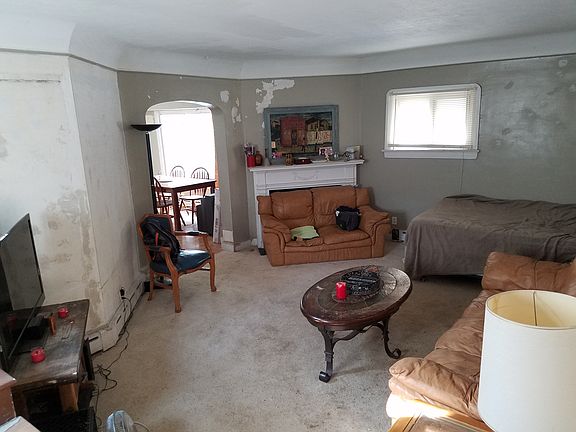 5th image of 7000 Lansing Ave