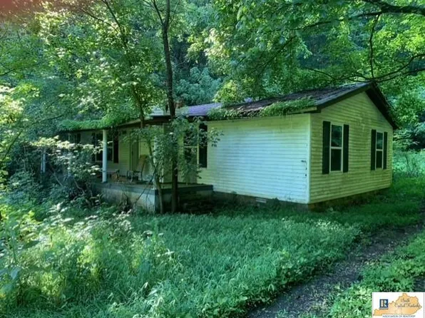 9526 Turkey Neck Bend Rd, Tompkinsville, KY 42167