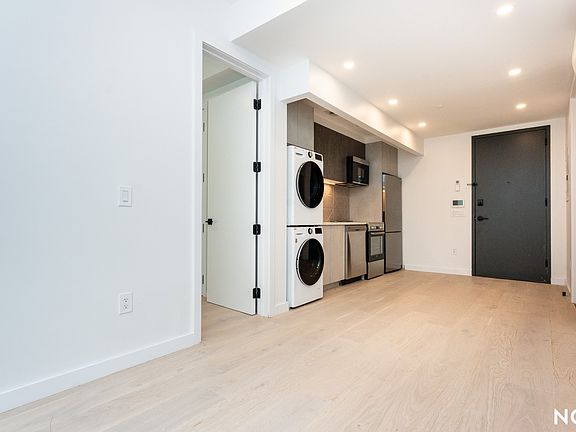 3rd image of 37-25 32nd St #1R
