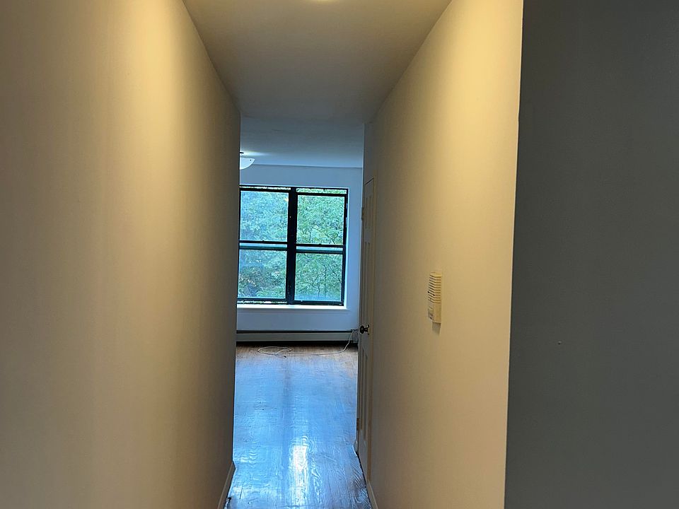 1st image of 271 W 144th St APT 4D