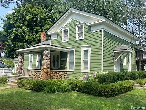 21 Church St Photo 1
