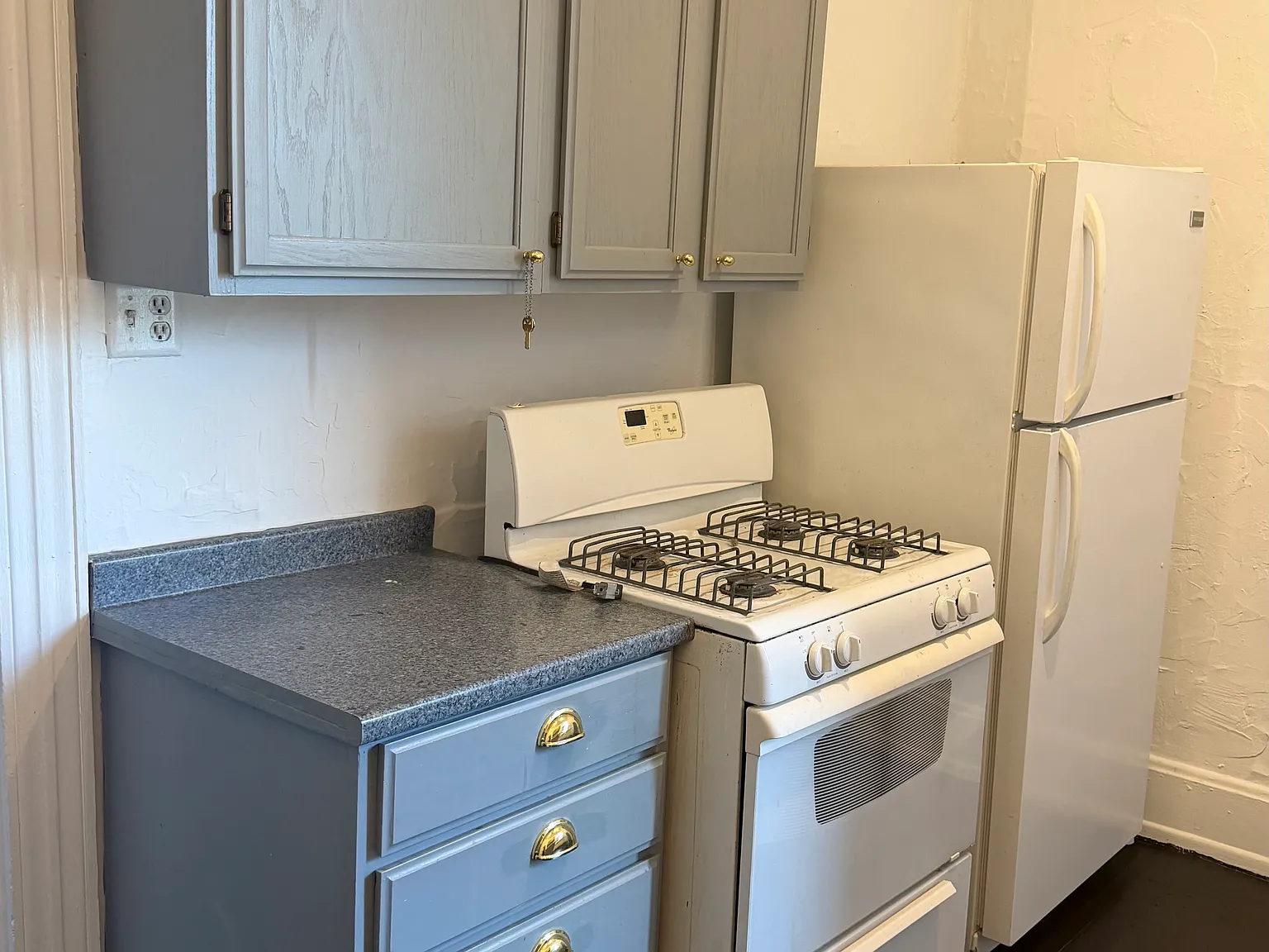 1 bed, 500 sqft, $950 — Photo 3