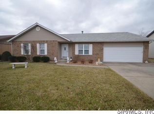 312 Erin Dr, Fairview Heights, IL