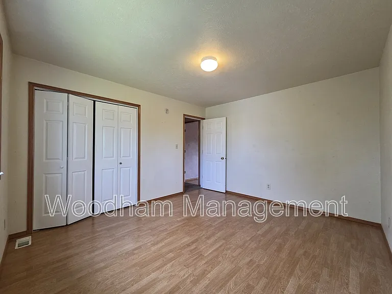 111 Pondera Ave #B — Photo 12
