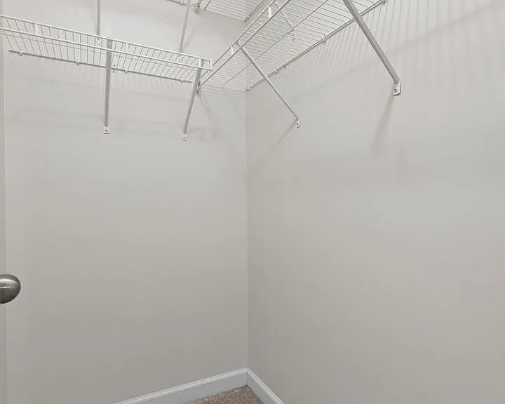 322 Reid Ct N — Photo 26