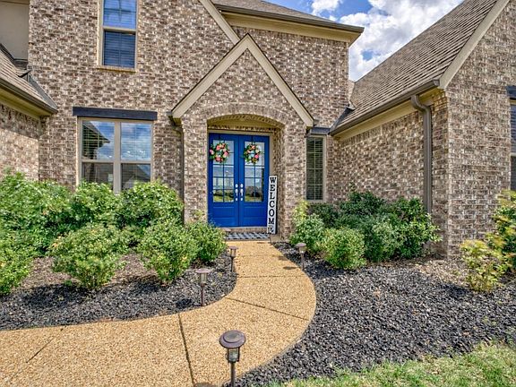 3rd image of 6374 Rutherford Cir
