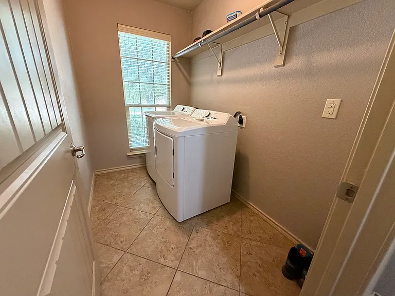 5237 Austin Ridge Dr — Photo 13