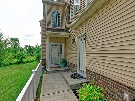 2nd image of 66 Beacon St
