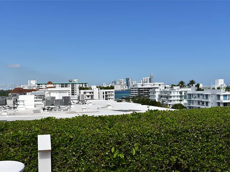 9940 W Bay Harbor Dr #6D — Photo 34