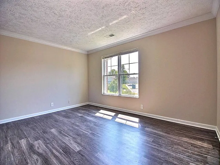 City Pointe — Photo 37