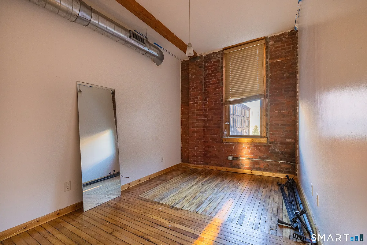 Building Photo - 325 Lafayette St #4208