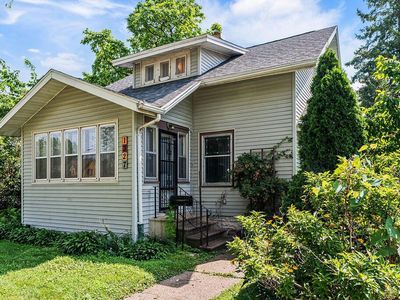 1327 West AVENUE SOUTH South, La Crosse, WI, 54601