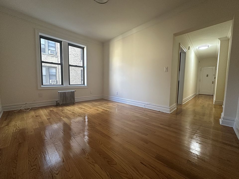 1st image of 414 W 44th St APT 4H