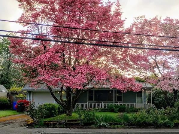 950 SE Roberts Ave, Gresham, OR 97080