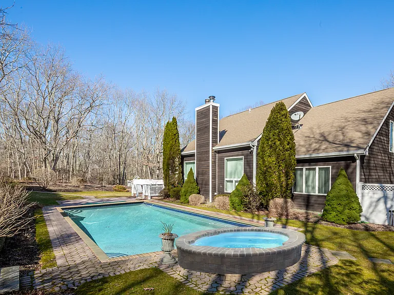 2784 Deerfield Rd — Photo 8