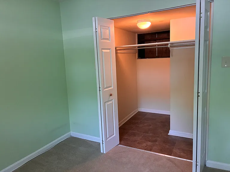 100 Roberts Ln #101 — Photo 25