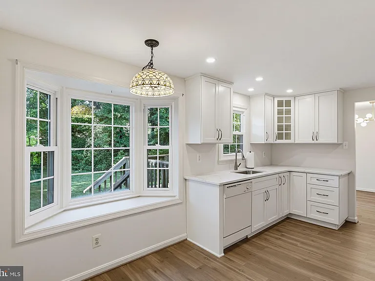 18904 Blue Heron Ln — Photo 9