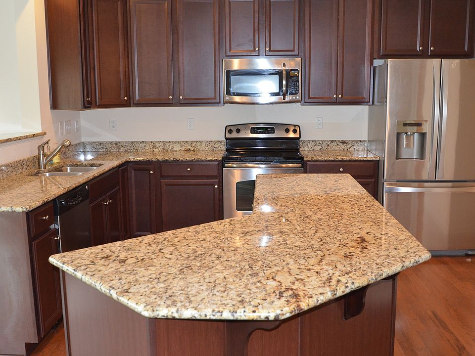 Gourmet Island in Kitchen