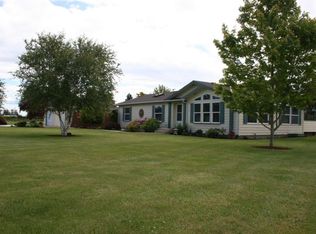 915 Towne Rd, Sequim, WA 98382