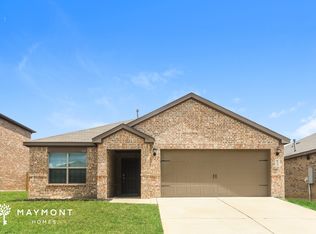 833 Mallorie Ln, Ferris, TX 75125