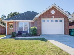 99 Turtle Dr, Elmore, AL 36025