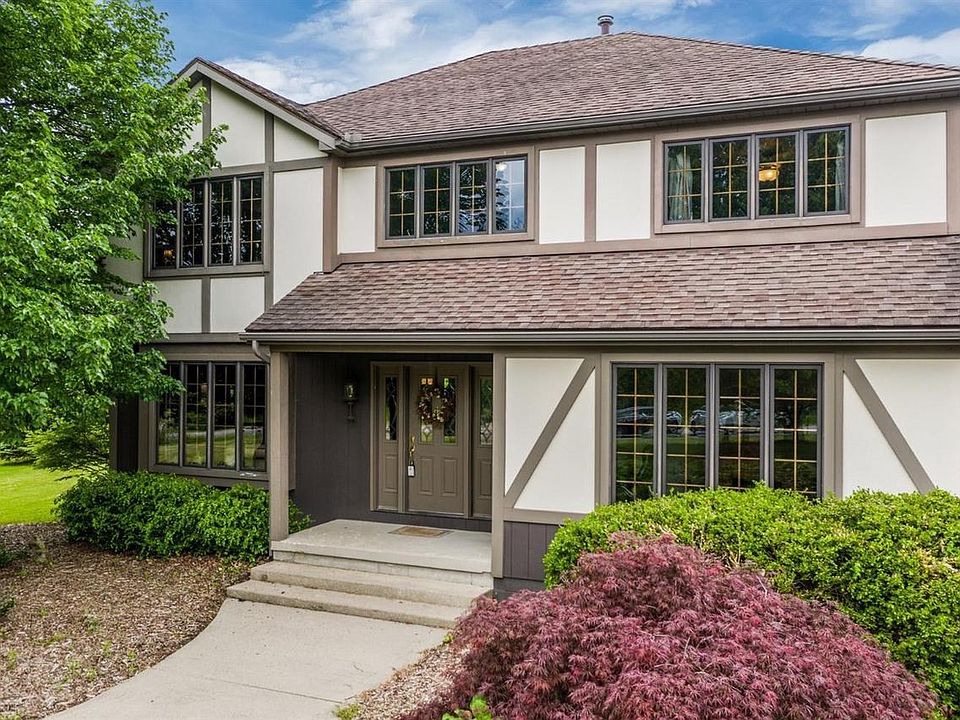 1st image of 7120 S Green Hills Dr