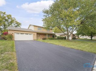 2277 Garden Creek Dr, Maumee, OH 43537