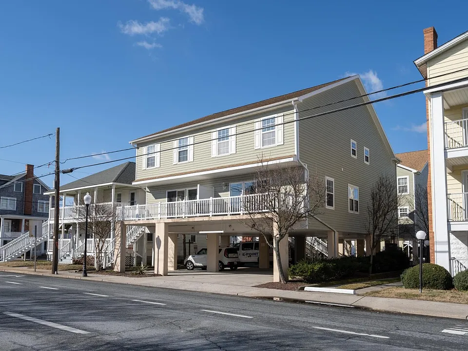 803 N Baltimore Ave #B